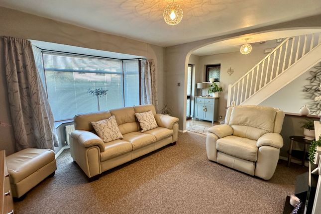 84 Grange Avenue, Cheadle photo 4