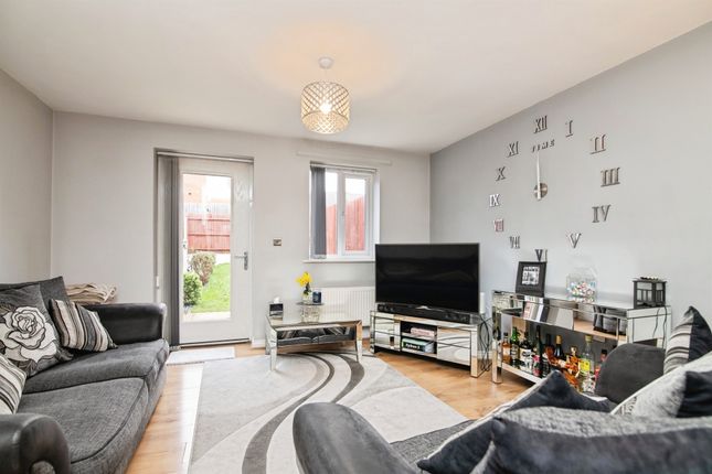 7, Deer Park Drive, Birmingham photo 3