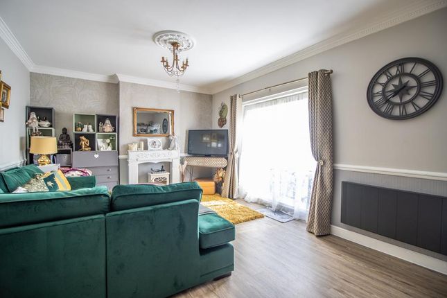 Flat for sale in Cambridge Court, Cambridge Road, Southend-On-Sea