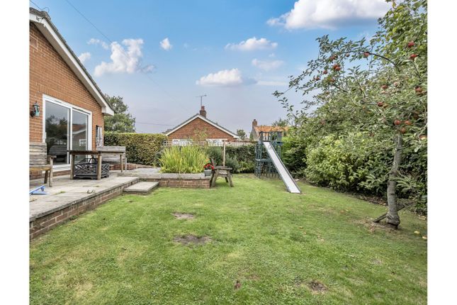 80, The Green - Great Cheverell, Devizes photo 2