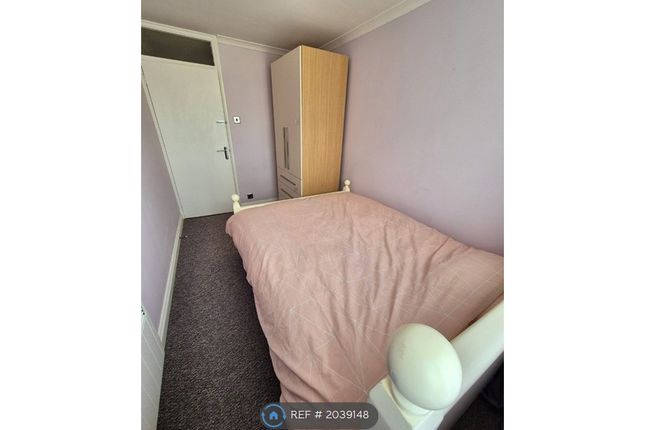Room to rent in Long Green, Chigwell