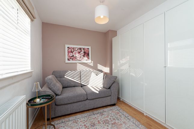 8, Acer Crescent, Paisley photo 4