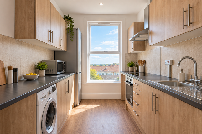 48 West Heath Road, London photo 4