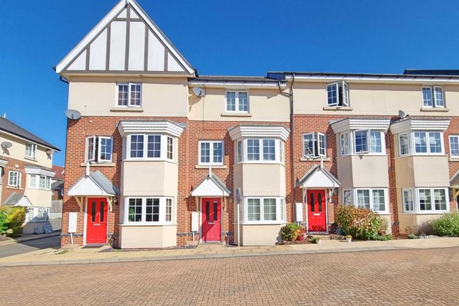 Thumbnail Town house to rent in Blade Road, Colchester