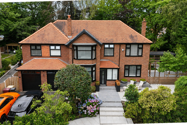 Stamford House, 10 Morris Fold Drive, Bolton photo 3