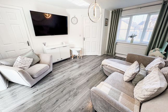 37, Yeavering Way, Blyth photo 2
