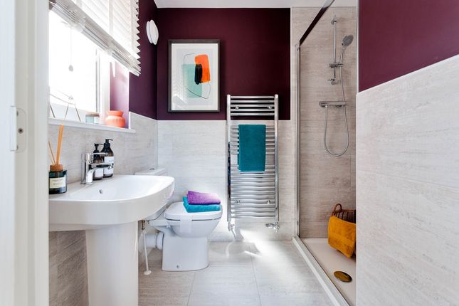 An En Suite Away From The Family