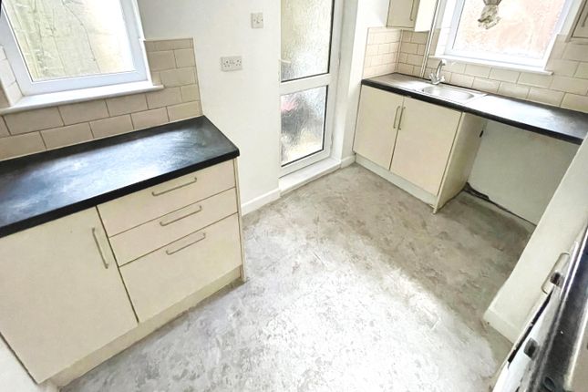14, ABERTILLERY photo 3