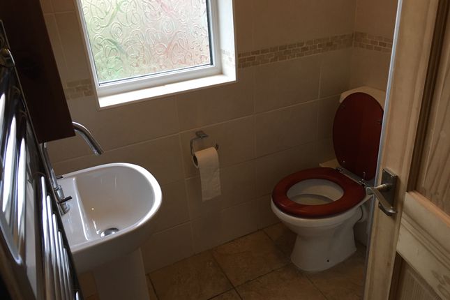 15, Nottingham photo 4