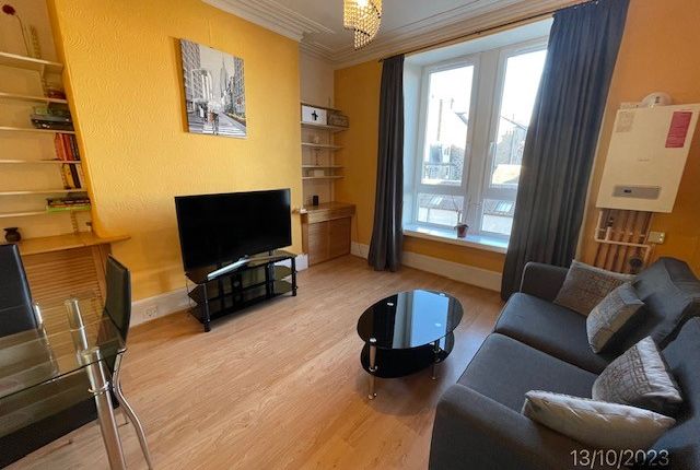 Thumbnail Flat to rent in Willowbank Road, First Floor Left, Aberdeen
