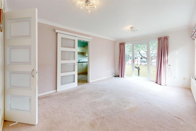 15, St. Peters Way, Ilkley photo 2