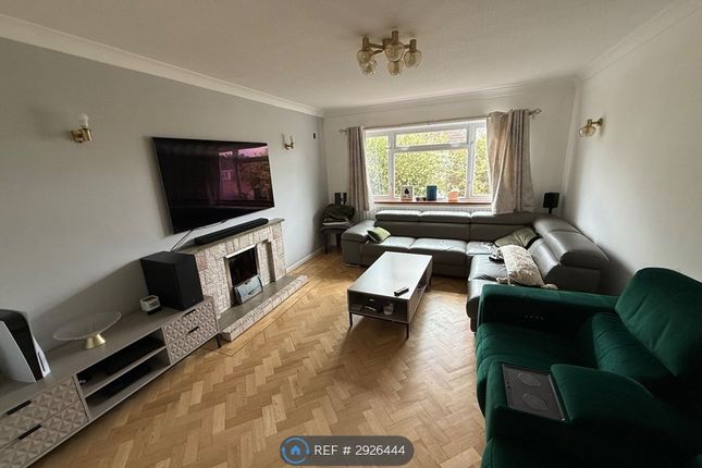 Goldings Road, Loughton photo 4