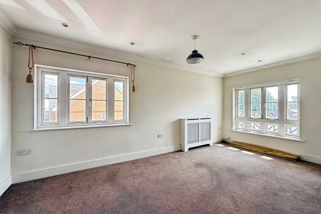 Parkfield House, Crowthorne photo 2