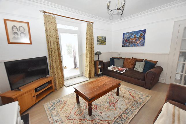 10, Beacon Terrace, Camborne photo 3