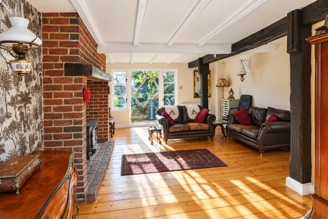 Willow, Hemel Hempstead Road, St. Albans photo 2