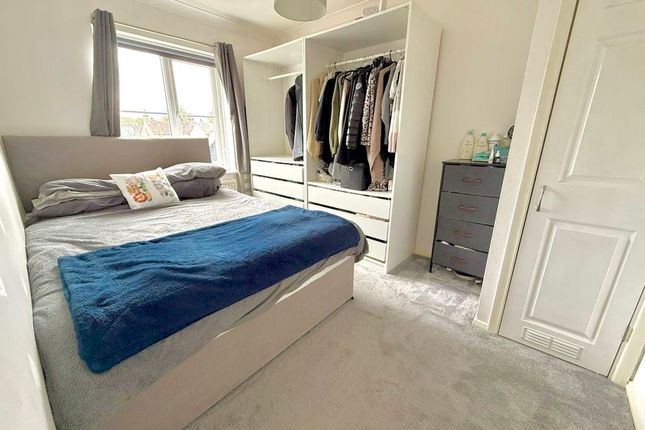 Flat 6, Chiltern Court, Chiltern Road, Dunstable photo 3