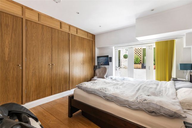 Flat for sale in Palace Court, Notting Hill