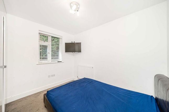 37B, Thames Street, Sunbury-On-Thames photo 4