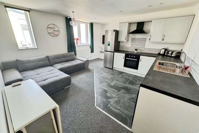 77,Flat 1, John Street, Porthcawl photo 3