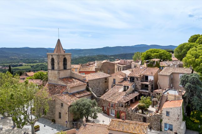 Photo of Grimaud, Var, Provence-Alpes-Côte d`Azur, France