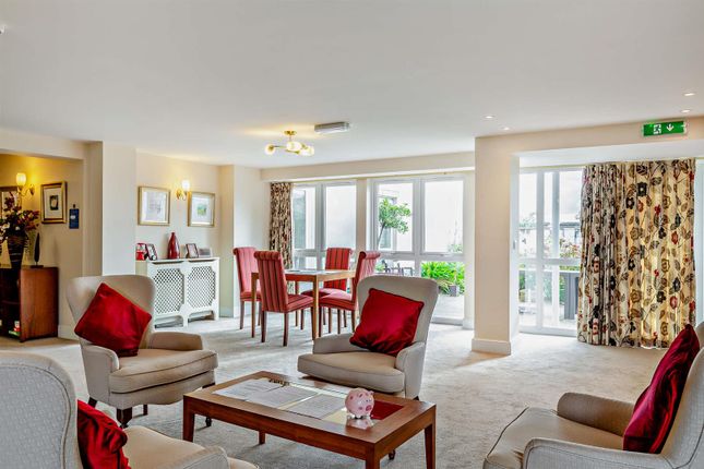 Flat for sale in Marina Court, Mount Wise, Newquay