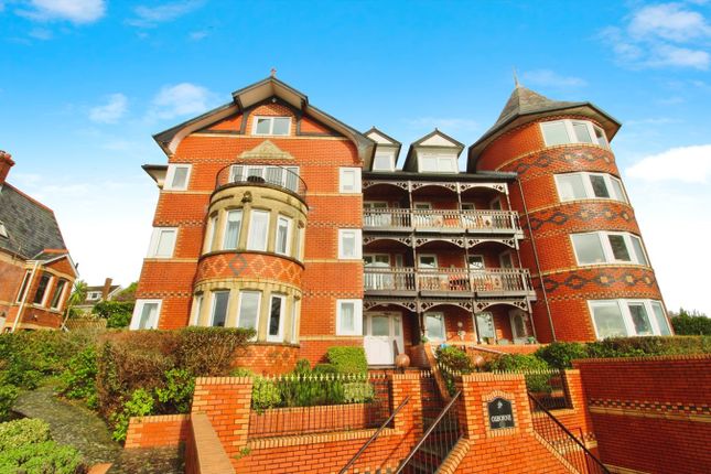 Thumbnail Flat for sale in Clive Crescent, Penarth