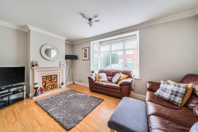 1374183-6-690dc24...