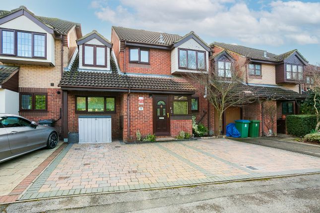 Thumbnail Terraced house to rent in The Pastures, Oxhey, Watford
