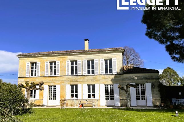 Thumbnail Villa for sale in Bayon-Sur-Gironde, Gironde, Nouvelle-Aquitaine
