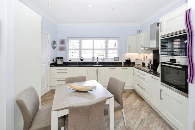 11, Albany Meadows, Albany Lane, Balsall Common photo 2