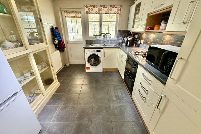 19, Old Barn Way, Yeovil photo 2