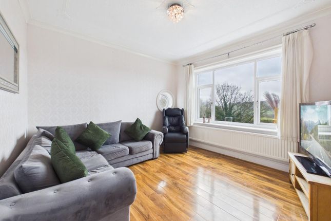 Glenwood, St. Marys Road, Keighley photo 4