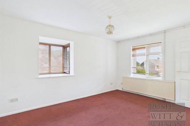 28, Woodspring Close, St. Leonards-On-Sea photo 3