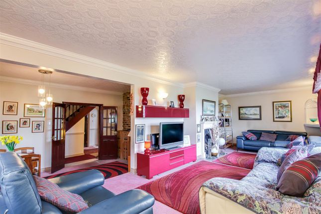 Allberry Lodge, Tun Lane, Barnsley photo 3
