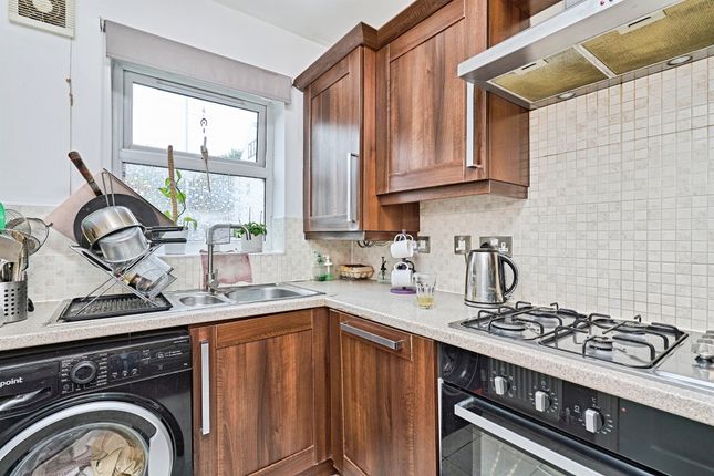 6, Rosehill, Willenhall photo 4