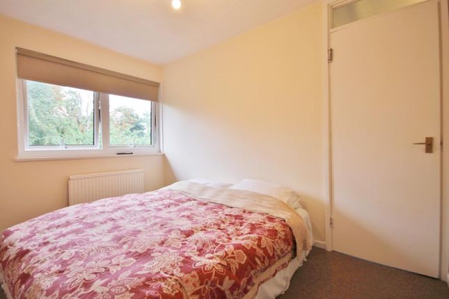 End terrace house to rent in Station Yard, Twickenham