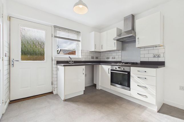 11 Glen Isla Drive, Carluke photo 4