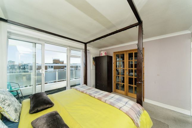 Flat for sale in St Catherines Terrace, Hove