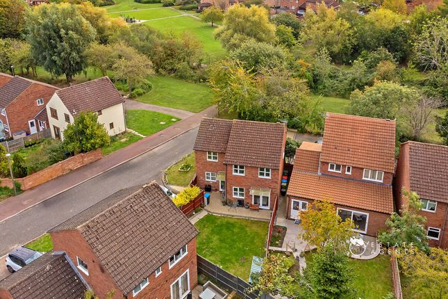 28, Shorham Rise, Two Mile Ash photo 4