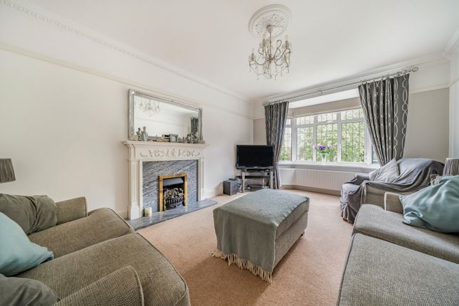 52, The Avenue, Orpington photo 3