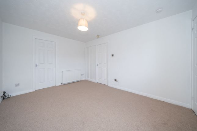 8 Park Place, Livingston photo 4