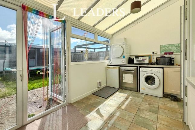 70, Albemarle Avenue, Gosport photo 3