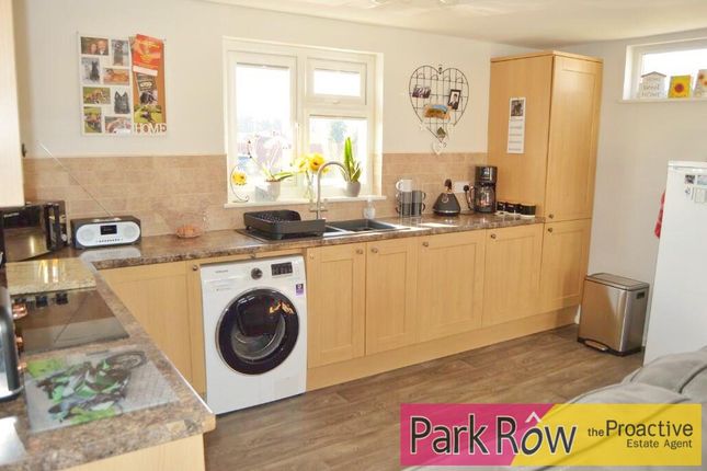 Mobile/park home for sale in Ryther Road, Ulleskelf, Tadcaster