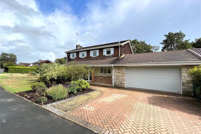 Link-detached house for sale in Grosvenor Close, Ashley Heath, Ringwood