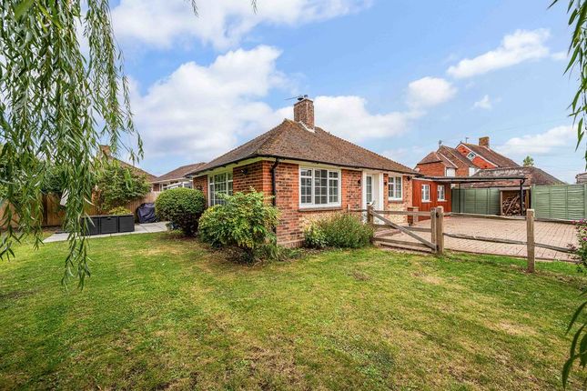 2-bed house on Meadow Cottage, Old Park Lane, Chichester, £525,000
