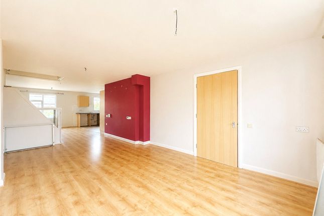3, Sweetpea Way, Cambridge photo 4
