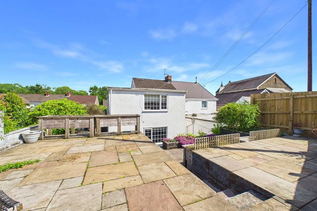 2 Hebron Close, Swansea photo 4