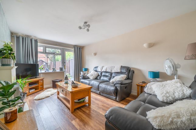 1375967-5-690E1Ff...