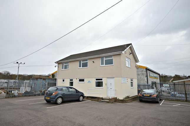 Thumbnail Commercial property to let in Station Road, Cwmbran