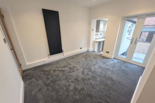 208, Harrowby Road, Grantham photo 3